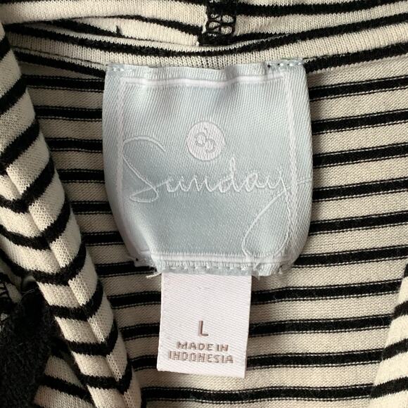 Sunday Black and White Striped Hoodie Short Sleeve Shirt Kangaroo Pocket Size L - Picture 10 of 16